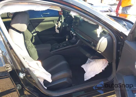 2025 Honda Civic Sport z USA, uszkodzony, nr VIN 2HGFE2F59SH544054